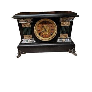Vintage 1900s Gilbert mantel clock working keeps very good time.